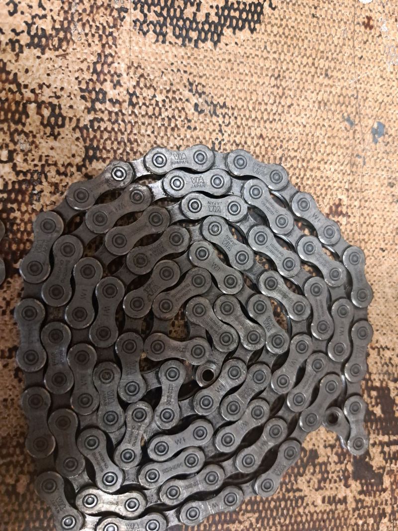 Shimano 11-speed Chain Drivetrain & Pedals d'occasion