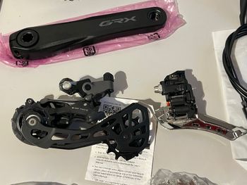 Used Shimano GRX810 2x11V bike — image 10 of 11