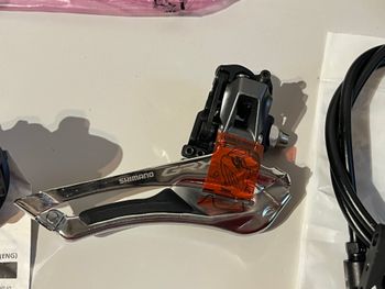 Used Shimano GRX810 2x11V bike — image 6 of 11