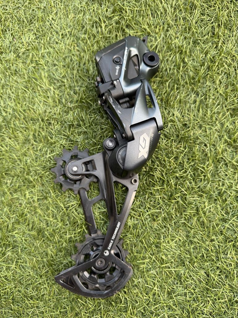 Used Sram GX Axs 12V 2025 bike — image 5 of 9