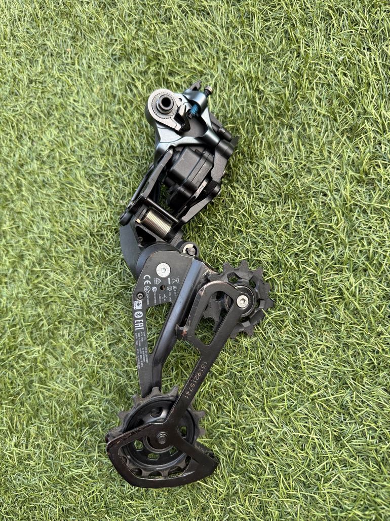 Used Sram GX Axs 12V 2025 bike — image 6 of 9