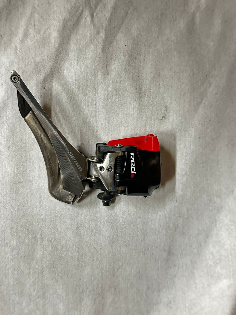 Used Sram RED eTap 11-speed bike — image 1 of 2