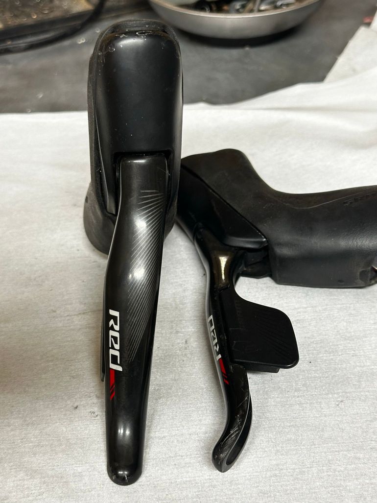 Used Sram Red eTap 11 Brake Levers and Calipers bike — image 1 of 3