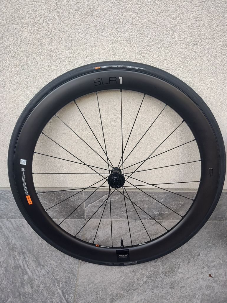 Used Giant SLR 1 50 Carbon Disc Wheels 2024 bike — image 1 of 8