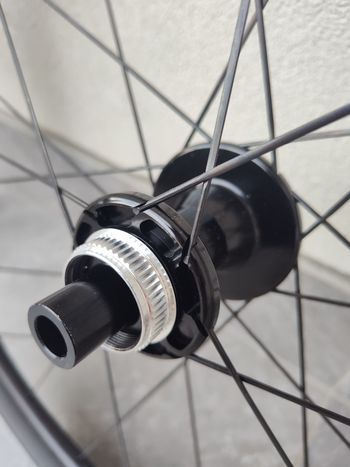 Used Giant SLR 1 50 Carbon Disc Wheels 2024 bike — image 7 of 8
