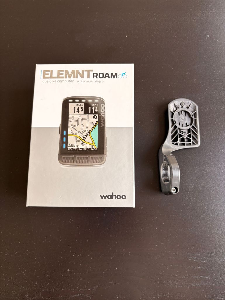 Used Wahoo ELEMNT ROAM GPS Bike Computer bike — image 4 of 5