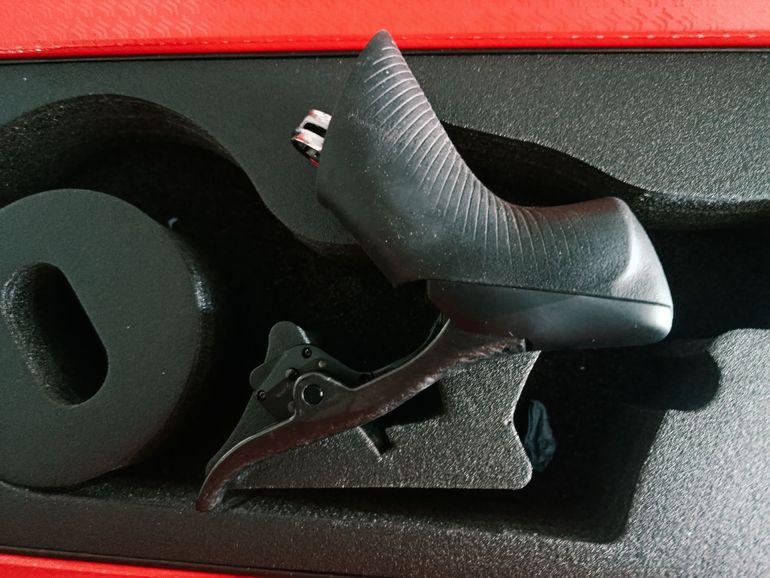 Used Sram RED AXS Left and Right Shifters 2/12 bike — image 5 of 6