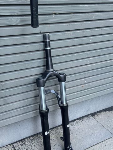 Käytetty Manitou Circus DJ Fork 2024 bike — kuva 3 / 3