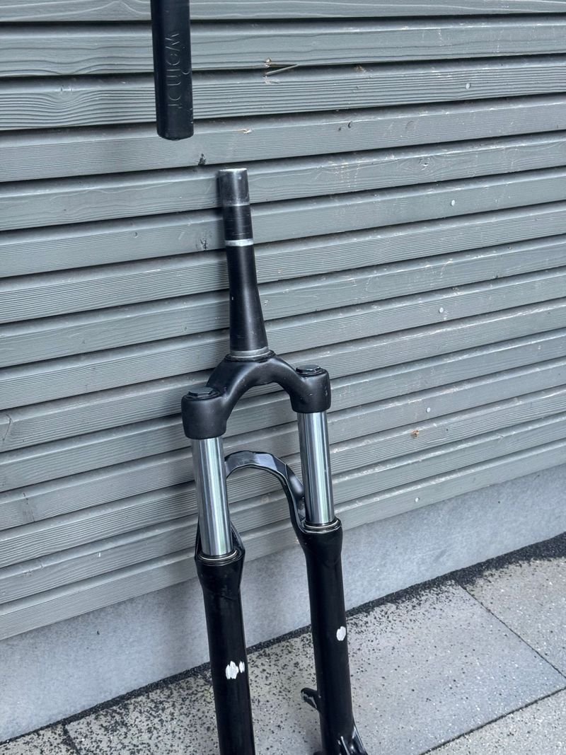 Käytetty Manitou Circus DJ Fork 2024 bike — kuva 3 / 3