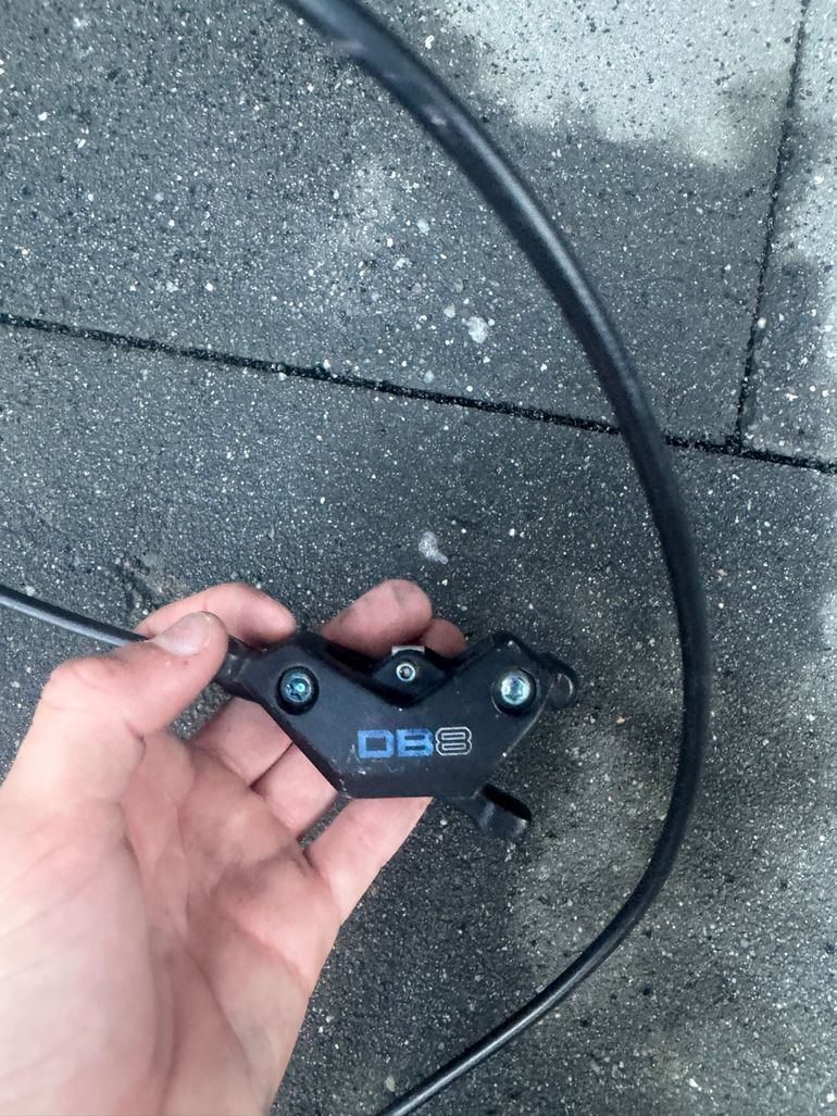 Used Sram DB8 Disc Brake 2025 bike — image 3 of 3