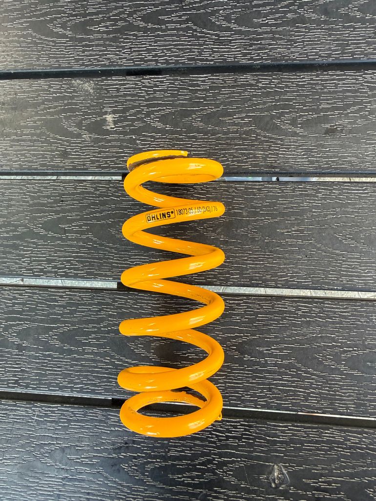 Used Öhlins 36/60 N/mm (343 lb/in) 76 mm Spring 18073-05 bike — image 1 of 2