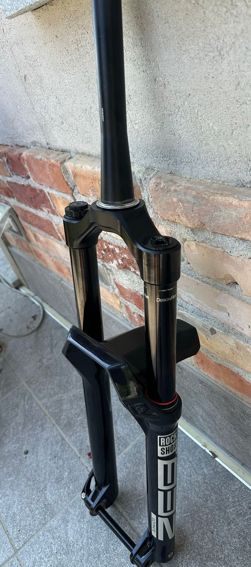 Used RockShox ZEB Ultimate Charger 3.1 RC2 29" 180mm 2025 Fork