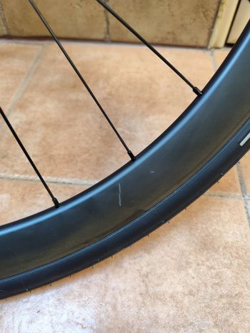 Used Dt Swiss Carbono Llantas Buje 350 2025 bike — image 10 of 11