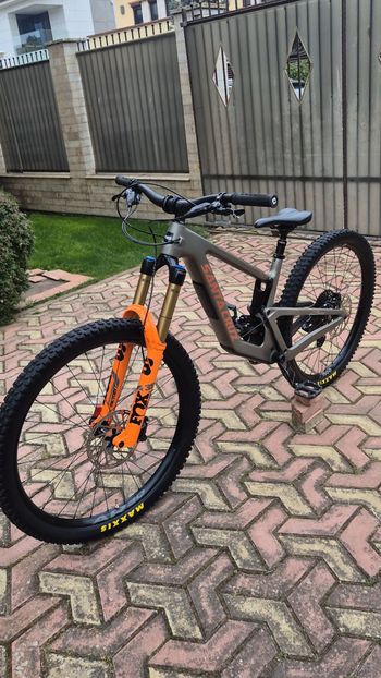 Used Fox 38 Kashima Factory 2023 bike