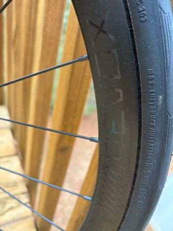 Used Devox WheelRDS.A1 Tubeless Ready Center Lock 12x100/12x142 mm 2026 bike — image 4 of 8