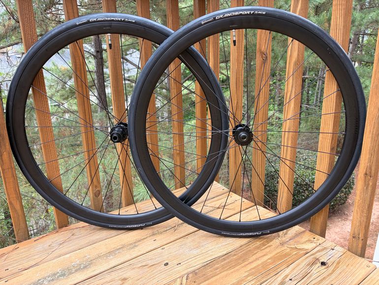Used Devox WheelRDS.A1 Tubeless Ready Center Lock 12x100/12x142 mm 2026 bike — image 8 of 8