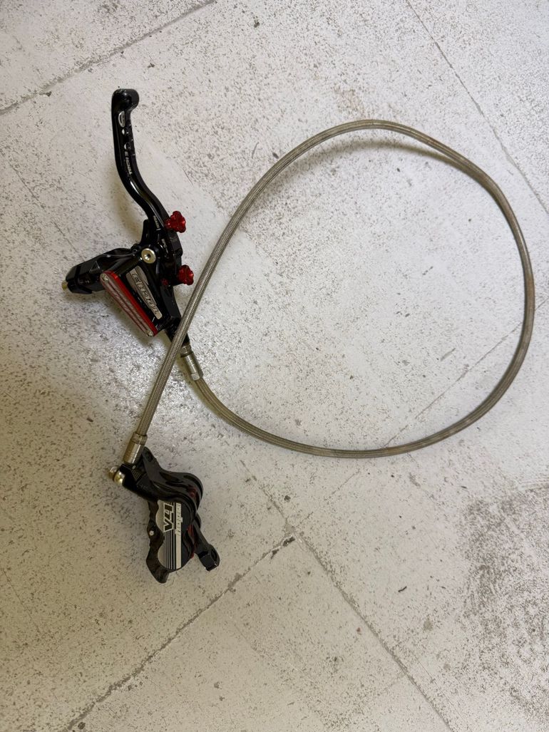 Used Hope Tech 3 V4 Disc Brake bike — image 6 of 9