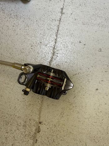 Used Hope Tech 3 V4 Disc Brake bike — image 8 of 9