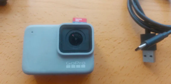 Used Go Pro Hero 7 white 2019 bike — image 2 of 4
