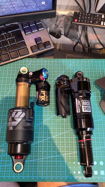 Used Fox X2 Factory 210x55 2025 bike — image 2 of 4