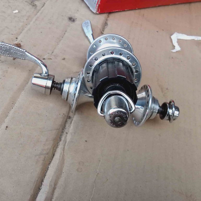 Used Campagnolo Record 8 speed groupset + hubset bike — image 15 of 35