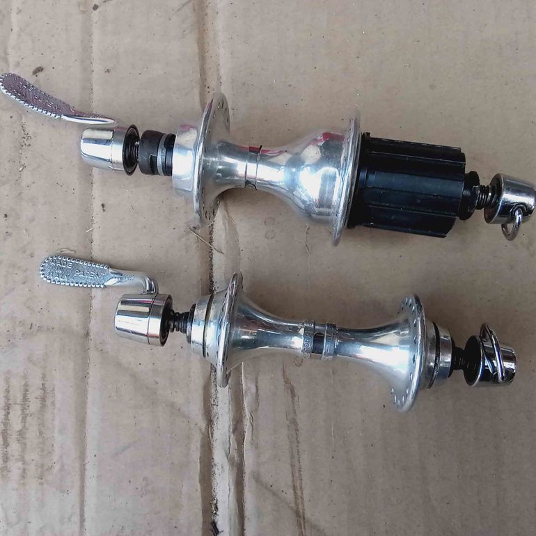 Used Campagnolo Record 8 speed groupset + hubset bike — image 13 of 35