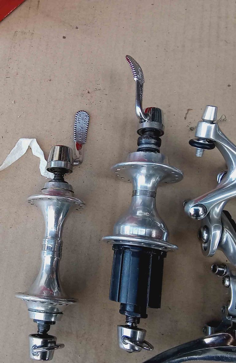 Used Campagnolo Record 8 speed groupset + hubset bike — image 8 of 35