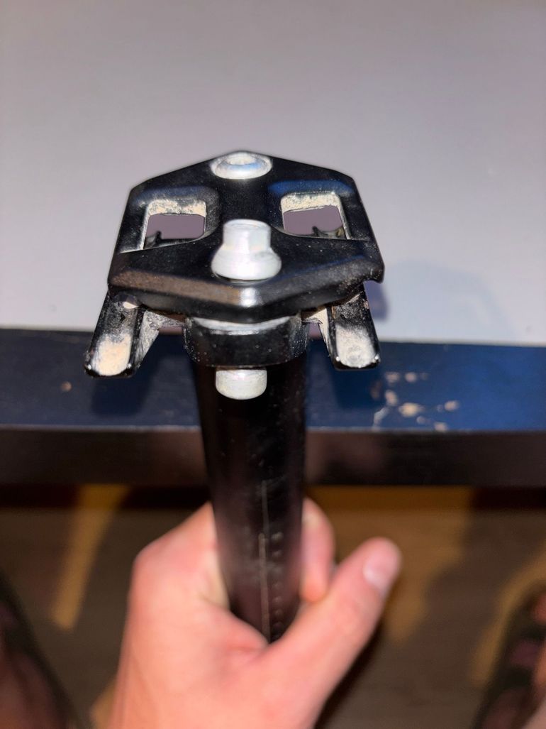 Used Rockrider Seatpost 45cm / 31,6mm bike — image 3 of 4