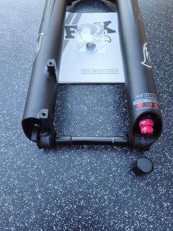Used Fox 34 Factory 130mm 29" bike — image 4 of 10