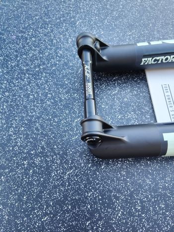 Used Fox 34 Factory 130mm 29" bike — image 10 of 10