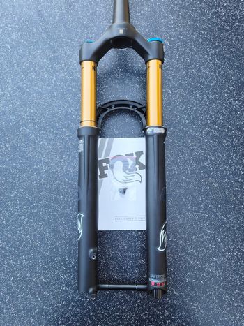 Used Fox 34 Factory 130mm 29" bike — image 2 of 10