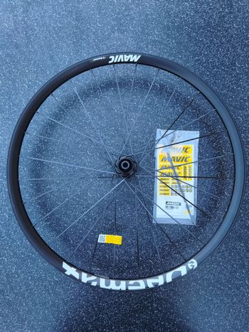 Used Mavic e-deemax 27'5" Spline CenterLock bike — image 2 of 7