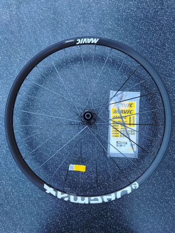 Tweedehands Mavic e-deemax 27'5" Spline CenterLock bike — afbeelding 2 van 7