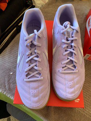 Used Nike Streetgato Low-Top Soccer Shoes 2025 bike — image 4 of 5