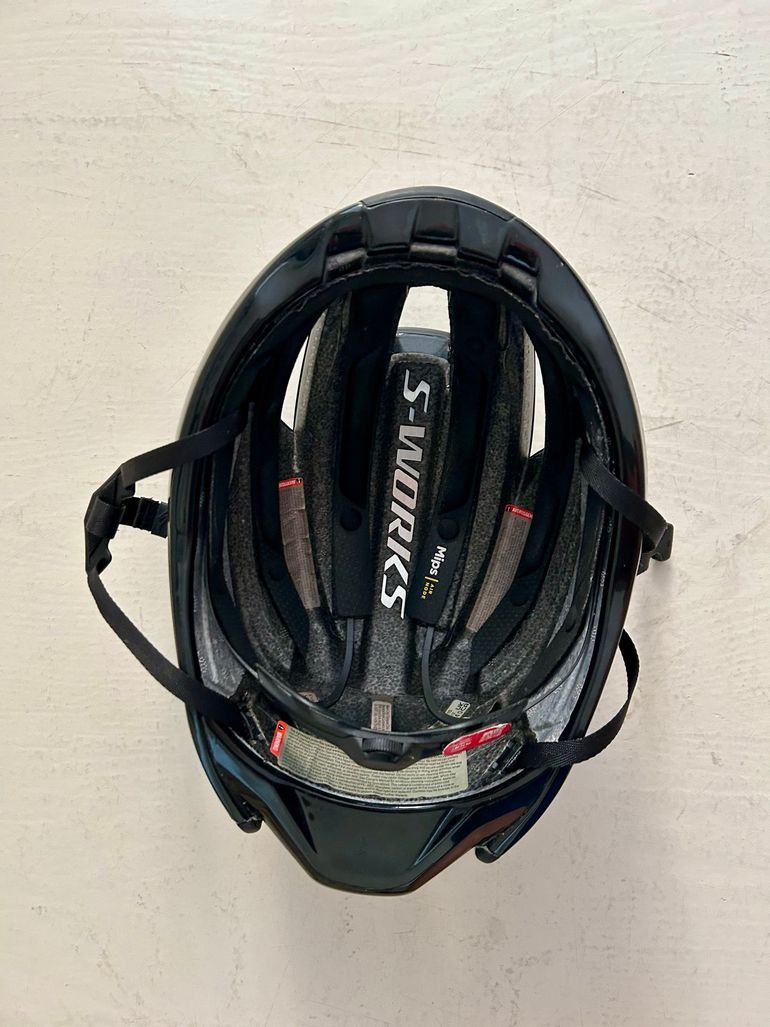 Used Specialized Evade 3 Helmet MIPS 2025 bike — image 4 of 5