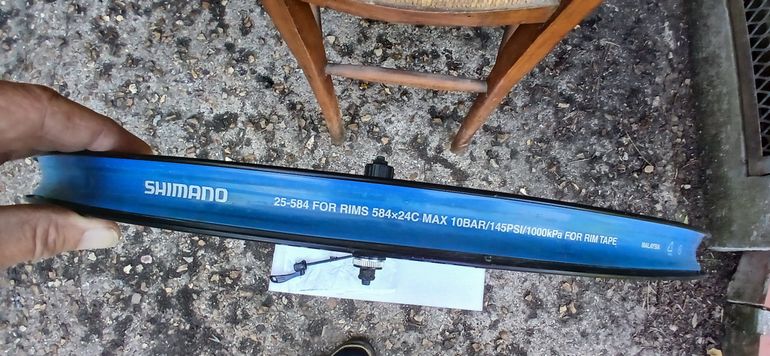 Used Shimano WH-MT500 bike — image 5 of 6