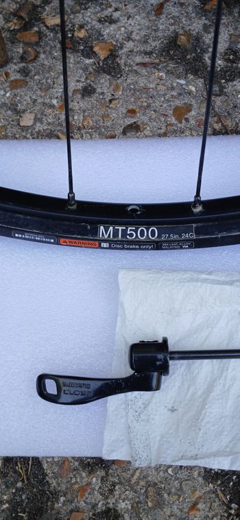 Used Shimano WH-MT500 bike