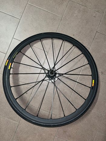 Used Mavic Ruote Bici 2017 bike — image 4 of 5