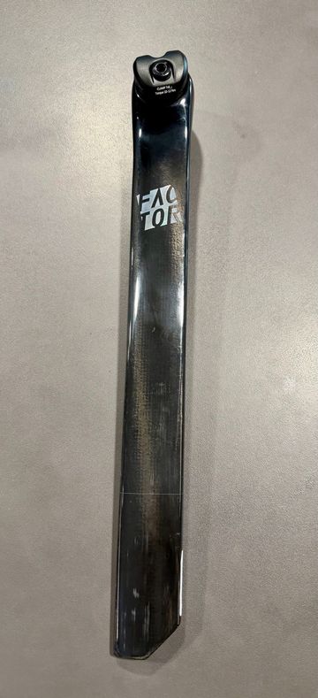 Factor OSTRO VAM V2 seatpost 0 offset 2026 bike usato — immagine 5 di 5