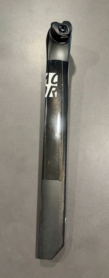 Used Factor OSTRO VAM V2 seatpost 0 offset 2026 bike — image 2 of 5