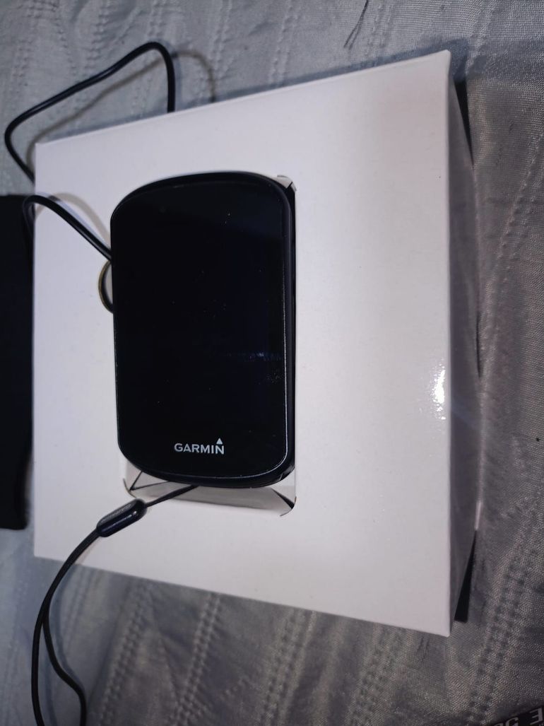 Used Garmin Edge 530 GPS Cycling Computer bike — image 2 of 5