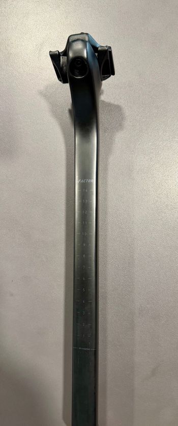 Used Factor MONZA/OSTRO GRAVEL SEATPOST 25 OFFSET 2026 bike — image 4 of 8