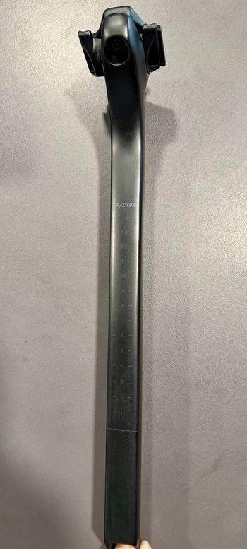 Used Factor MONZA/OSTRO GRAVEL SEATPOST 25 OFFSET 2026 bike — image 5 of 8