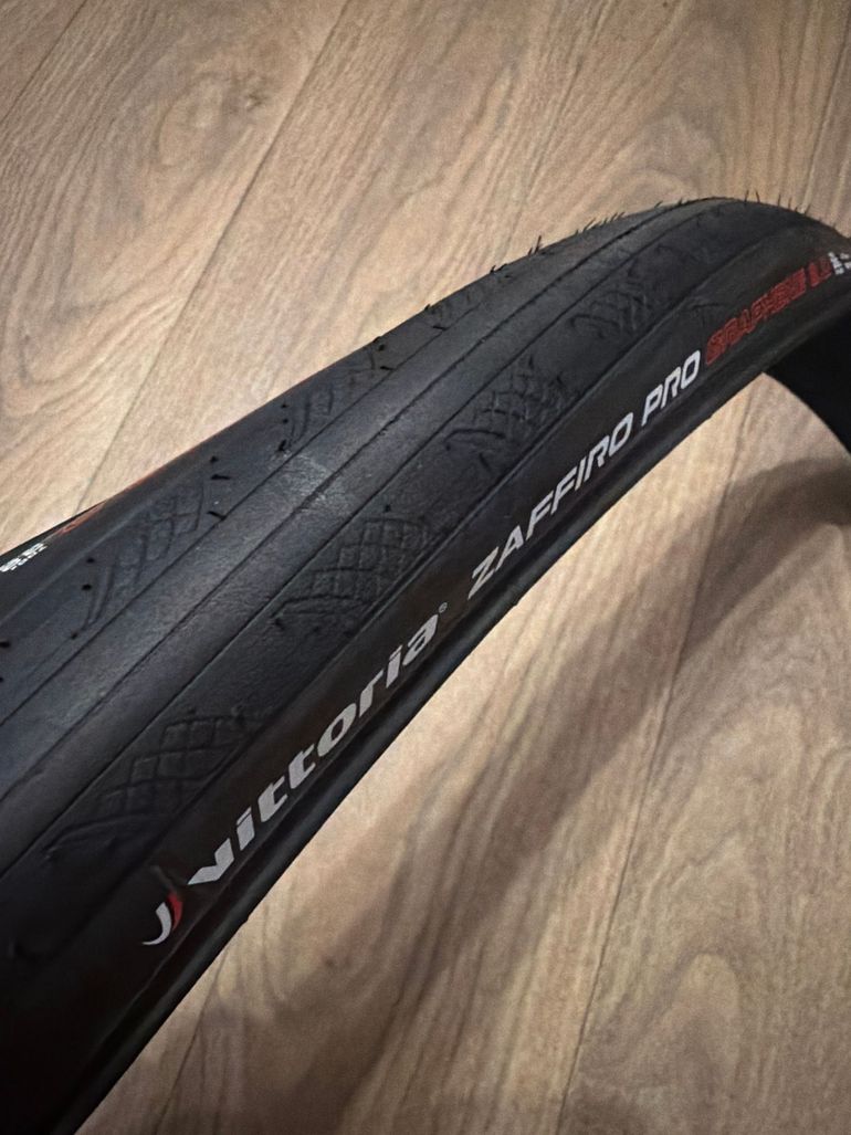 Used Vittoria Zaffiro Pro Graphene 2.0 2026 bike — image 4 of 4