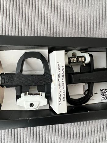 Used Look Keo Classic 3 Pedals bike — image 2 of 3