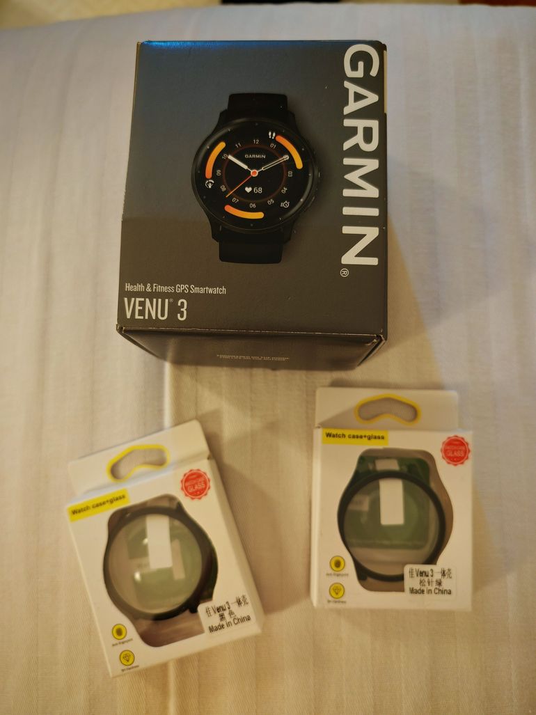 Used Garmin Venu 3 + fascia cardio in regalo bike — image 2 of 4