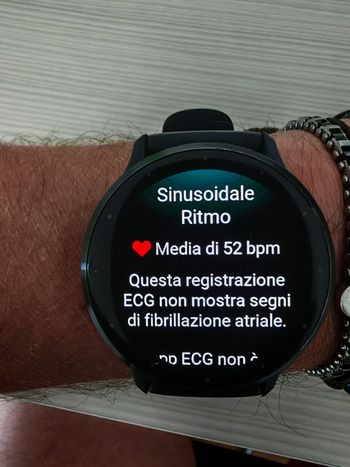 Used Garmin Venu 3 + fascia cardio in regalo bike — image 4 of 4
