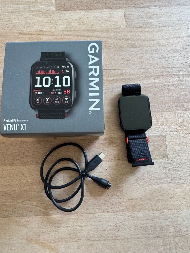 Used Garmin Venu X1 2026 bike — image 1 of 2