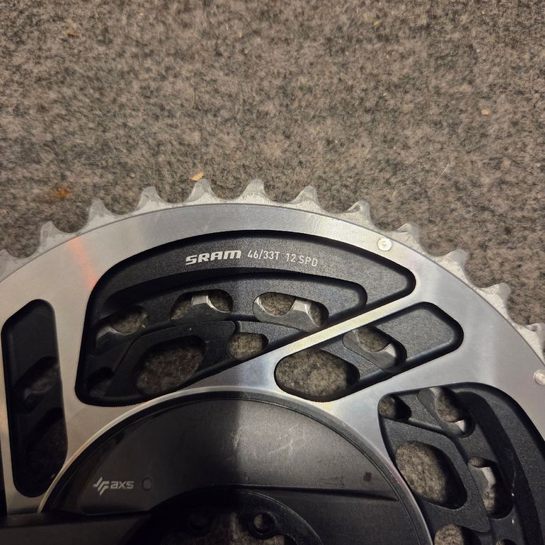 Used Sram Red D1 46-33 with Powermeter Quarq 2024 bike — image 3 of 5
