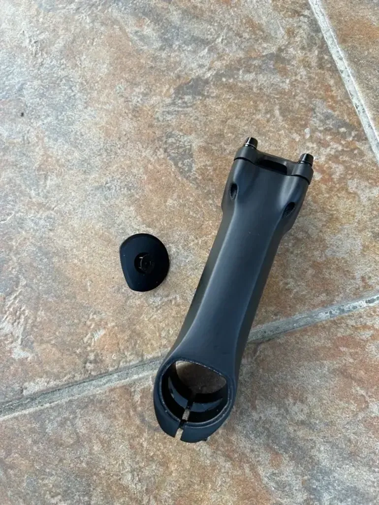 Used Giant Contact SL Aerolight Stem 110 2025 bike — image 3 of 6
